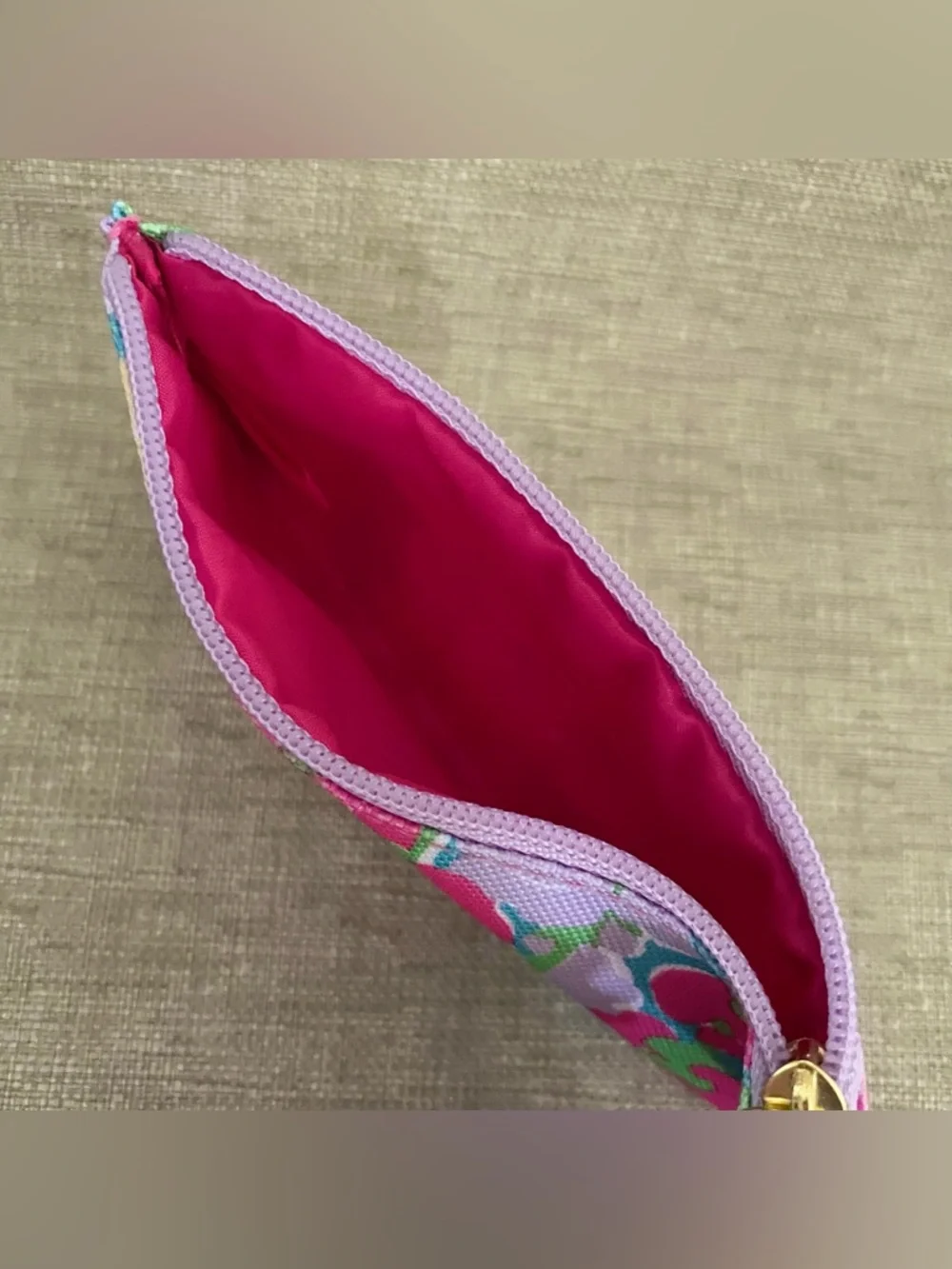 NWOT Estée Lauder Cosmetic Pouch